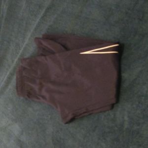 Nike jogger pant size L